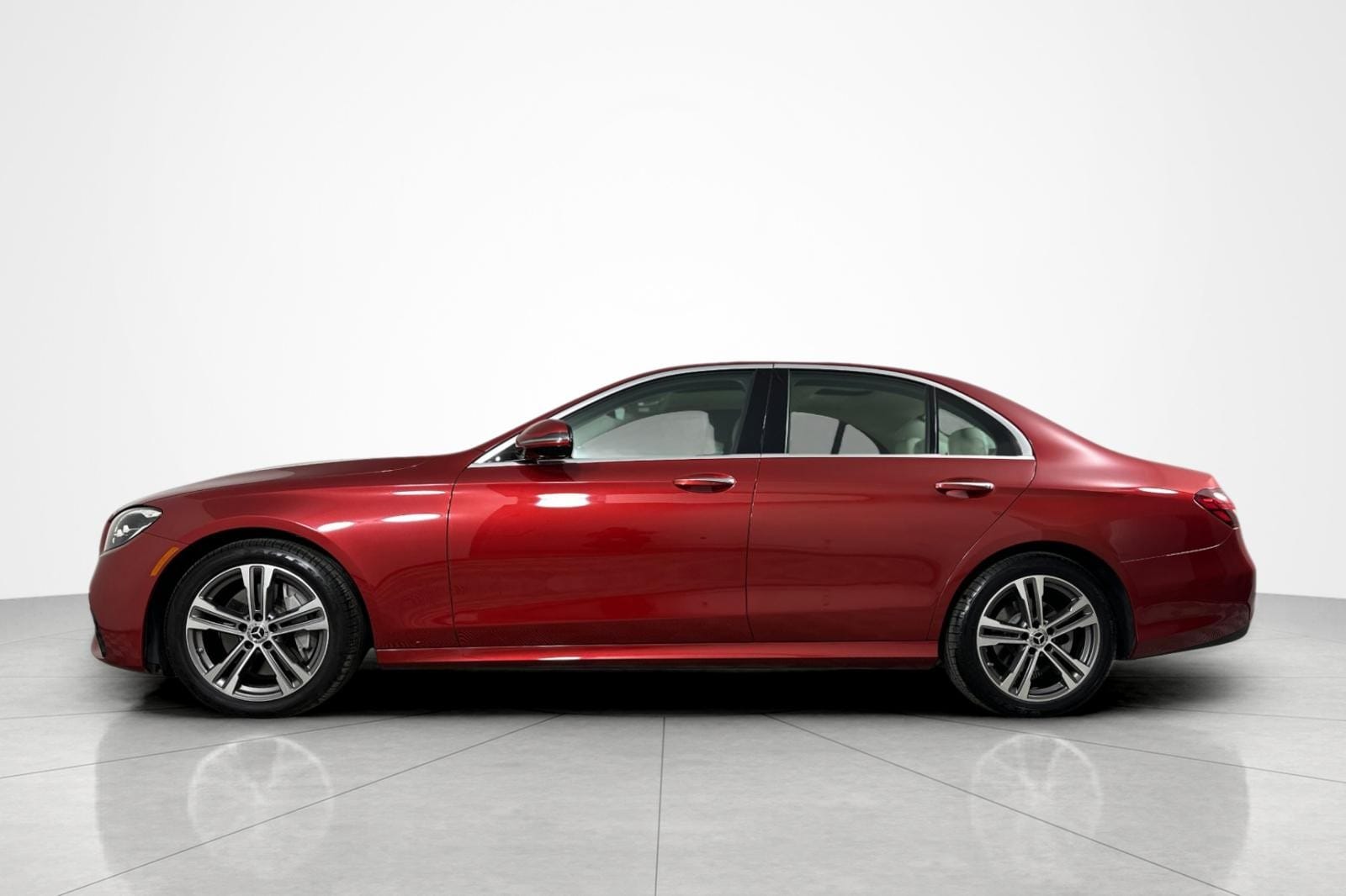 Used 2022 Mercedes-Benz E-Class E350 with VIN W1KZF8DB3NB038551 for sale in Beverly Hills, CA