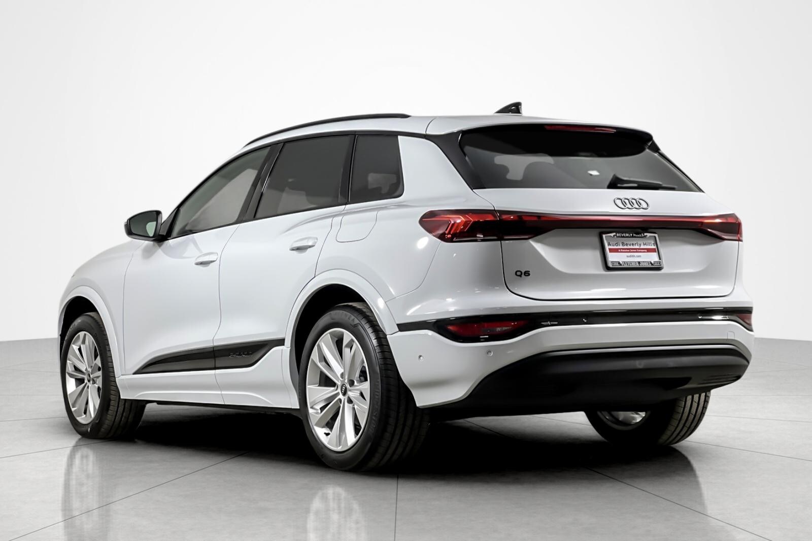 2025 Audi Q6 E-tron Premium photo 3