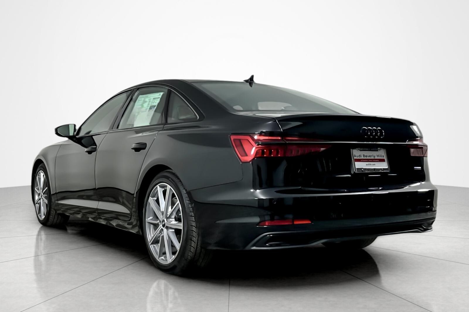 2025 Audi A6 Quattro Premium Plus photo 4
