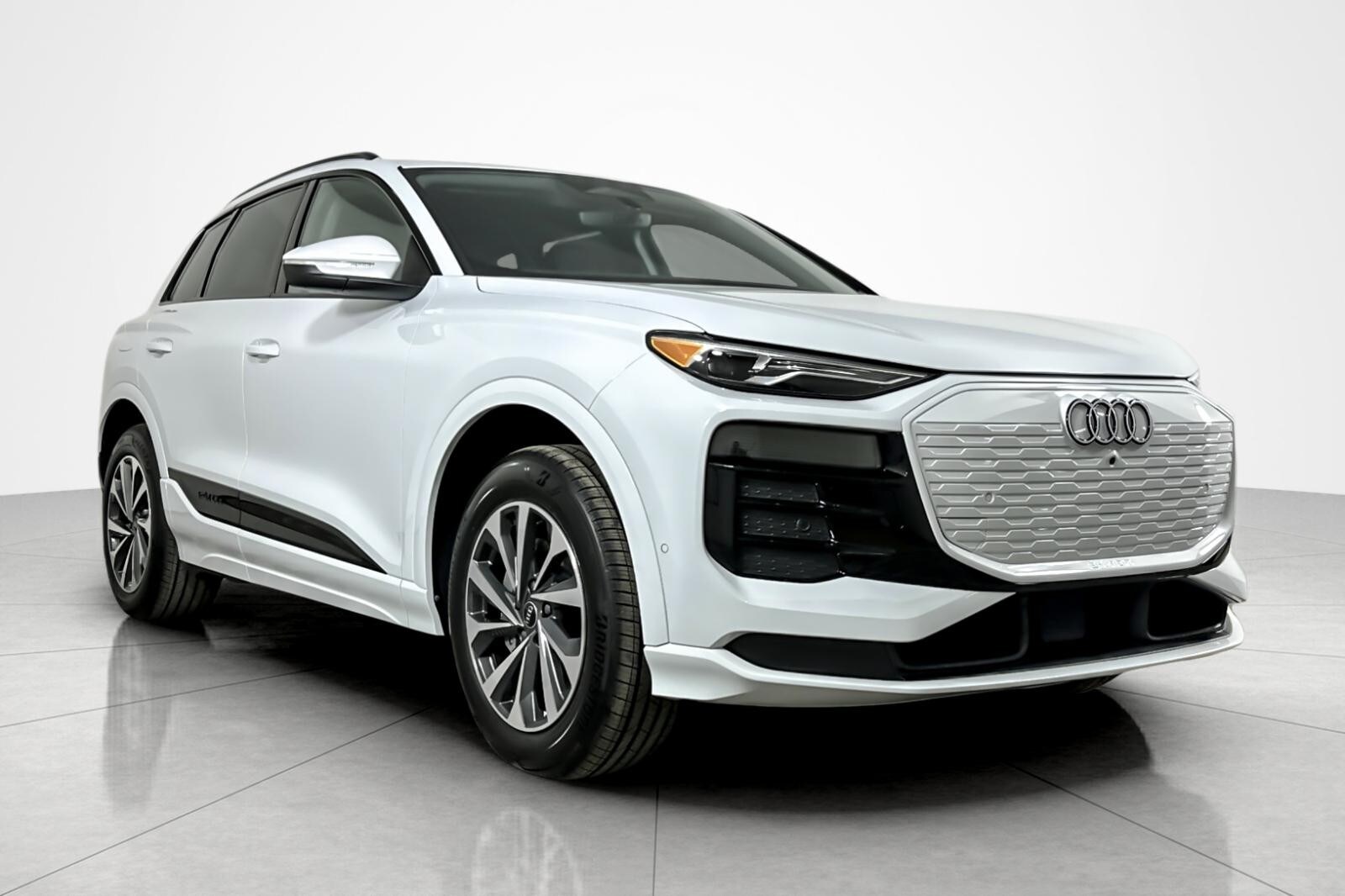 2025 Audi Q6 E-tron Premium photo 2