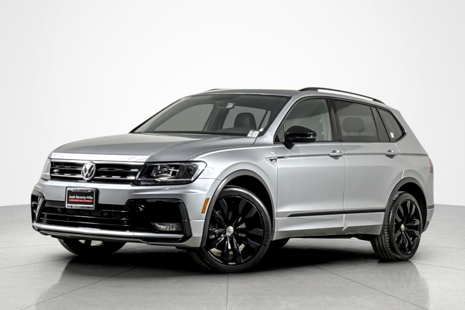 2020 Volkswagen Tiguan 2.0T SE FWD
