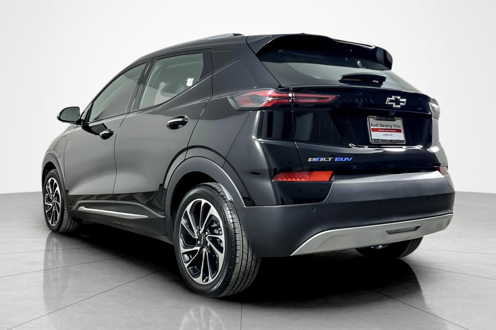 2023 Chevrolet Bolt EUV Premier photo 3