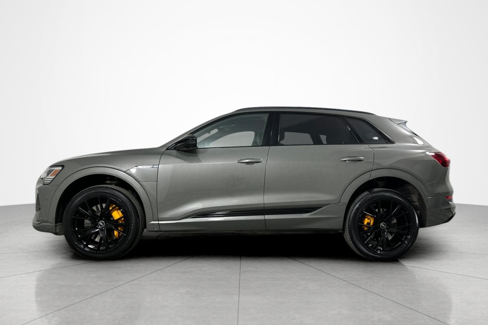 Used 2022 Audi e-tron Chronos with VIN WA1VABGE5NB039124 for sale in Beverly Hills, CA