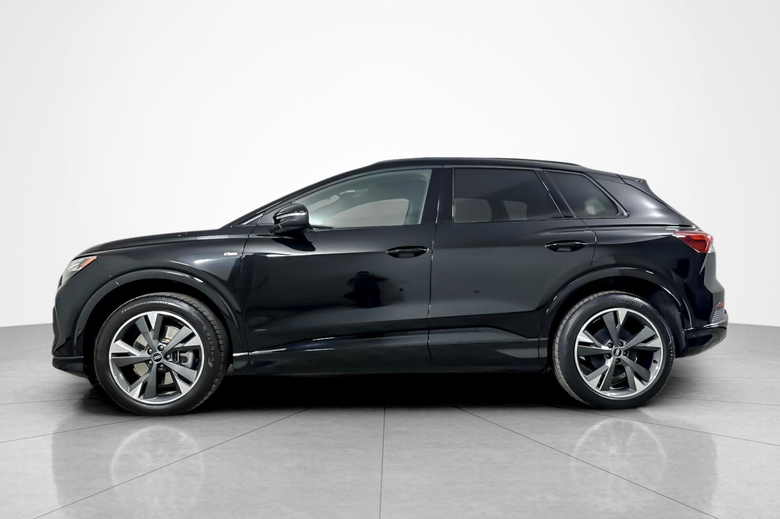 2024 Audi Q4 E-tron Prestige 50 photo 2