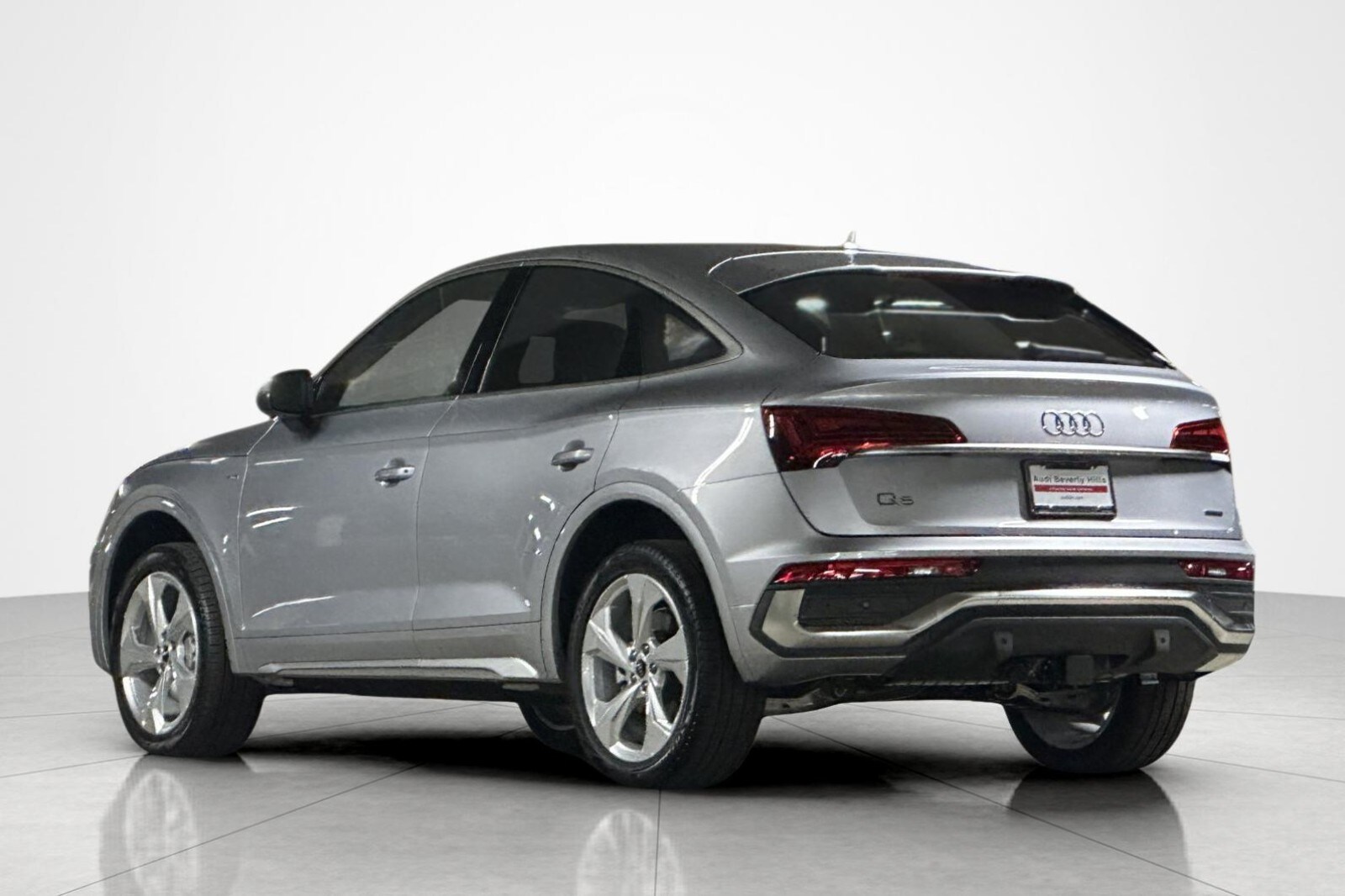 2025 Audi Q5 Sportback 45 S line Premium Plus photo 4