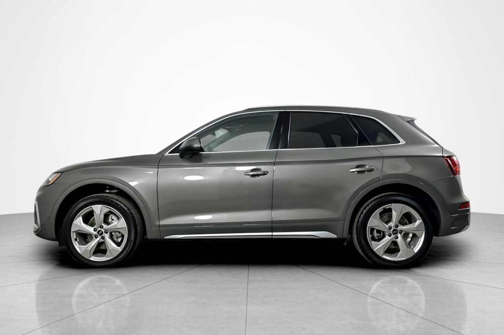 Used 2023 Audi Q5 S Line Premium Plus 45 Tfsi Quattro SUV