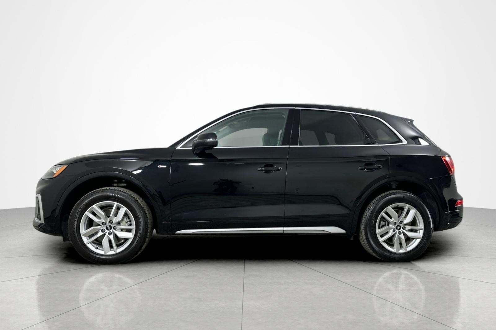 Used 2022 Audi Q5 Premium with VIN WA1GAAFY5N2057928 for sale in Beverly Hills, CA