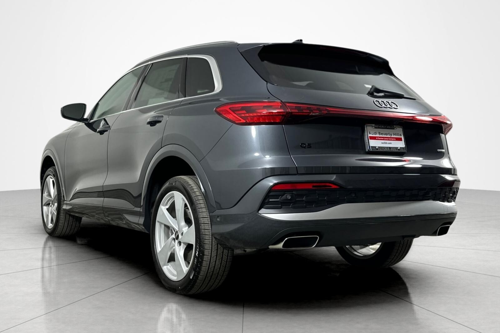 2025 Audi Q5 2.0T Premium Plus photo 4