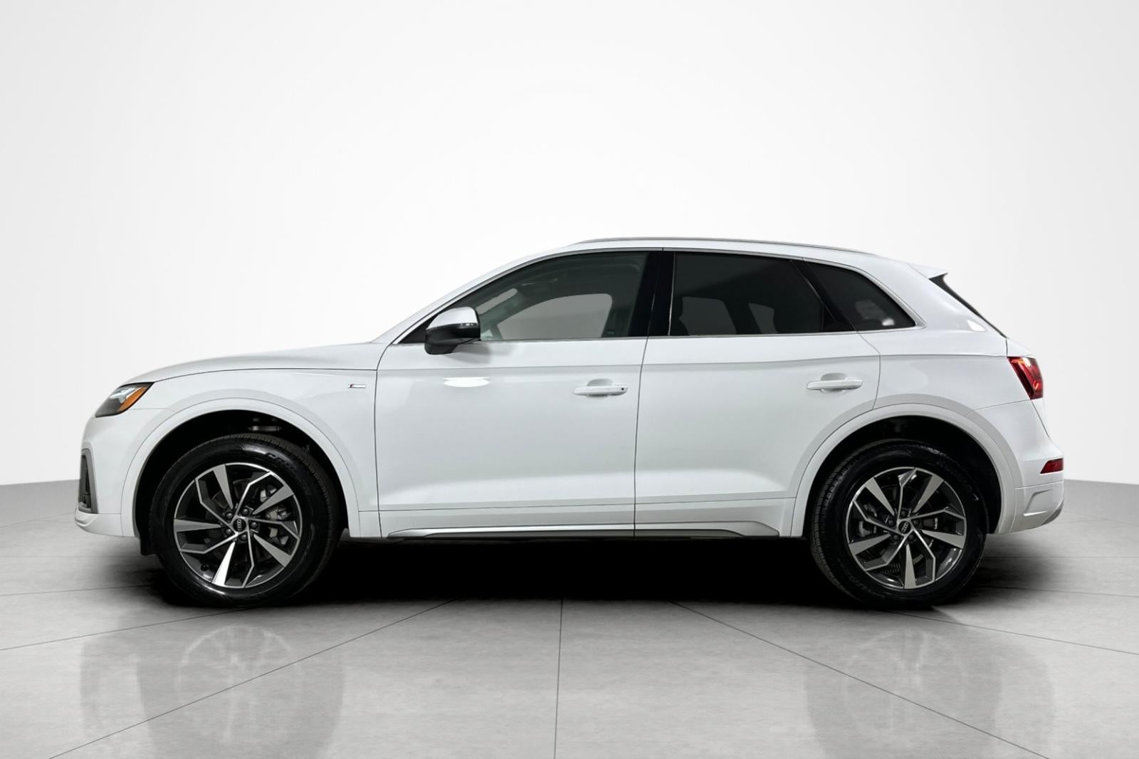 Certified 2024 Audi Q5 Premium Plus with VIN WA1EAAFY5R2090943 for sale in Beverly Hills, CA