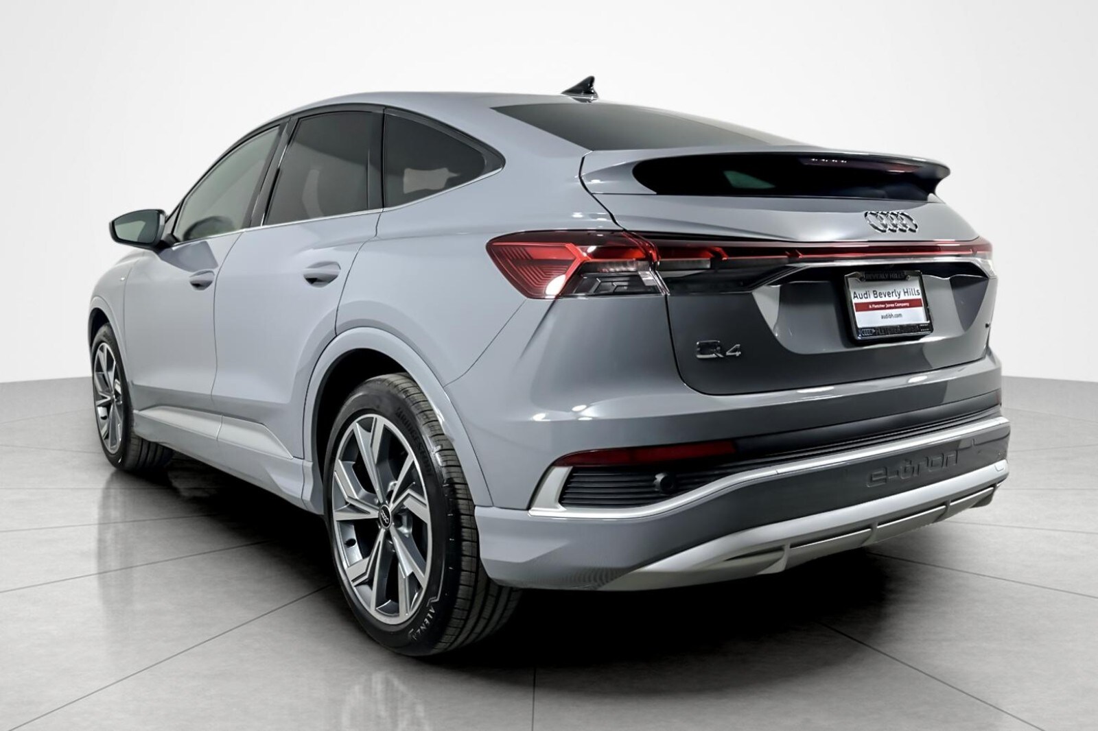 2025 Audi Q4 E-tron Sportback Premium 55 photo 3