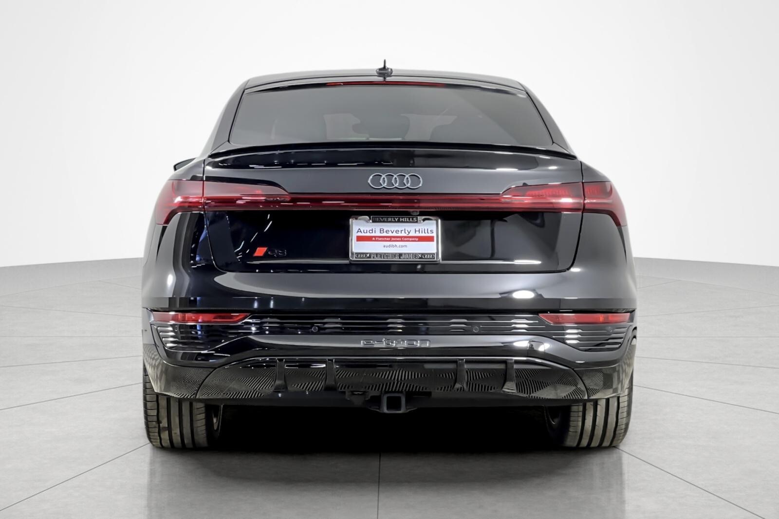 2024 Audi Q8 E-tron line Prestige photo 4