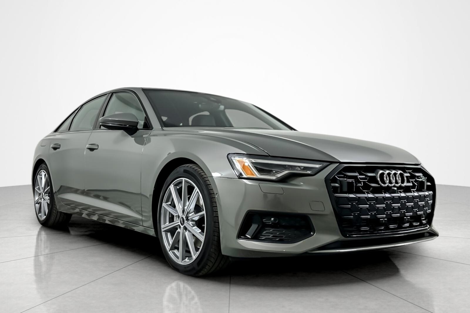 2025 Audi A6 Quattro Premium Plus photo 2