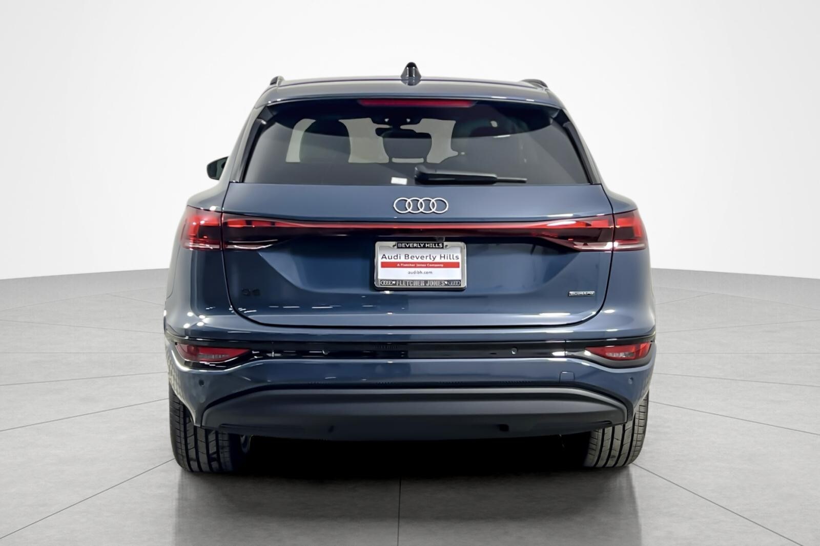 2025 Audi Q6 E-tron Premium photo 4
