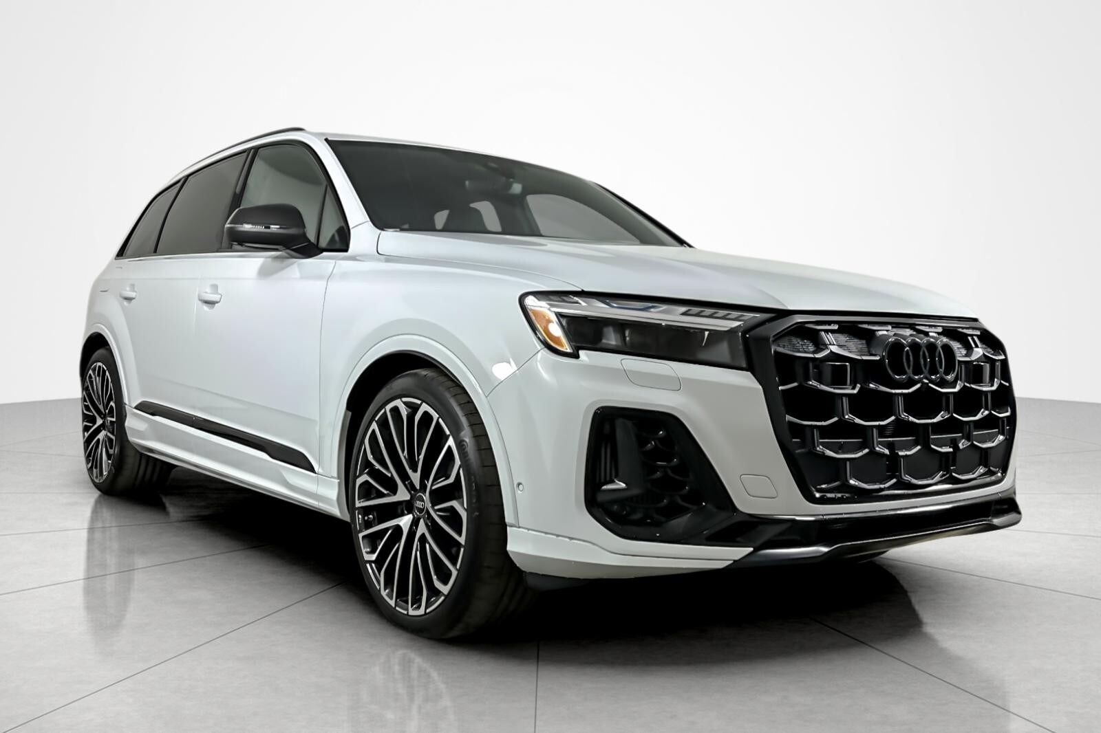 2025 Audi SQ7 Prestige photo 2