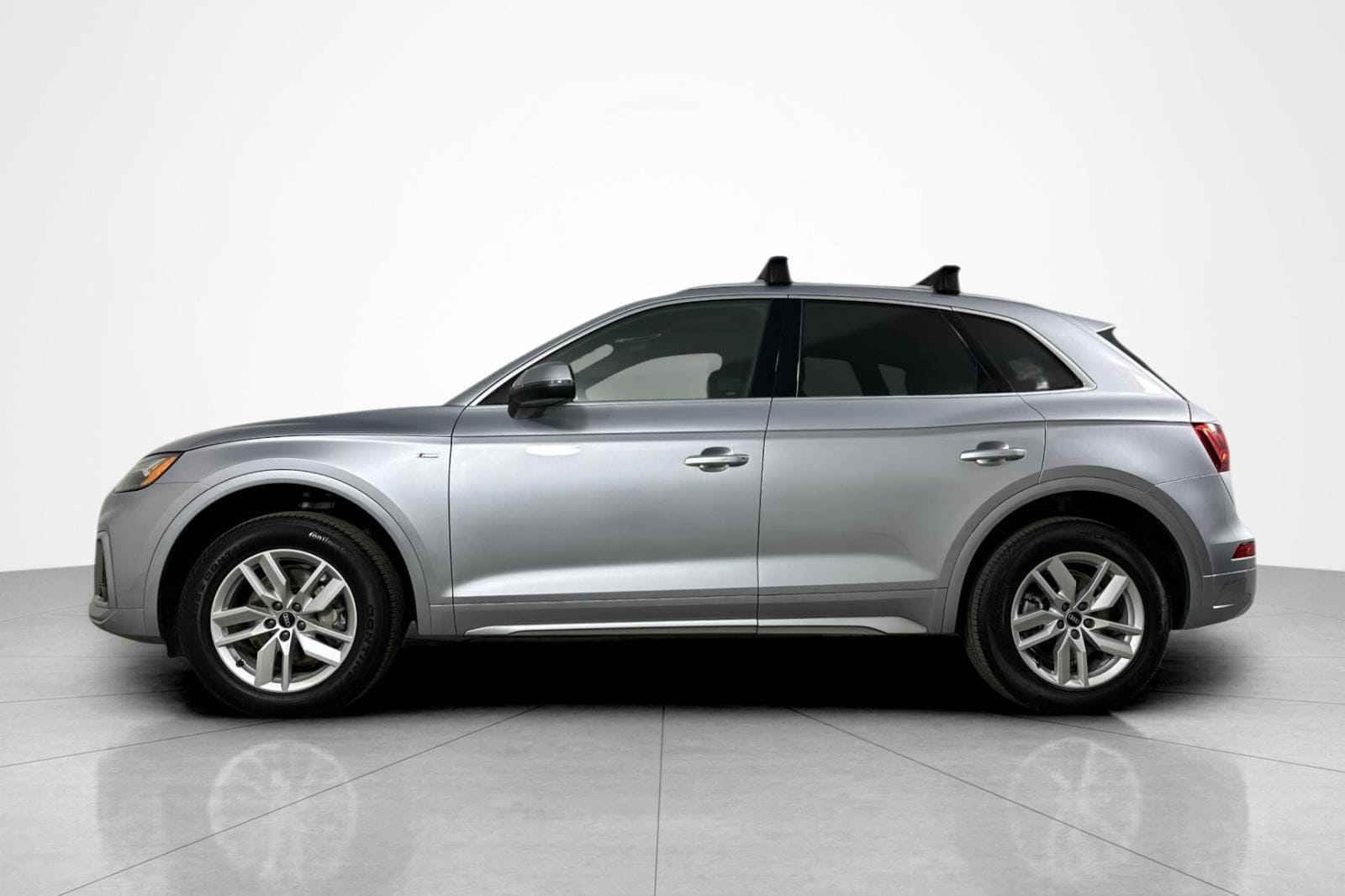 Used 2022 Audi Q5 Premium with VIN WA1GAAFY0N2063054 for sale in Beverly Hills, CA