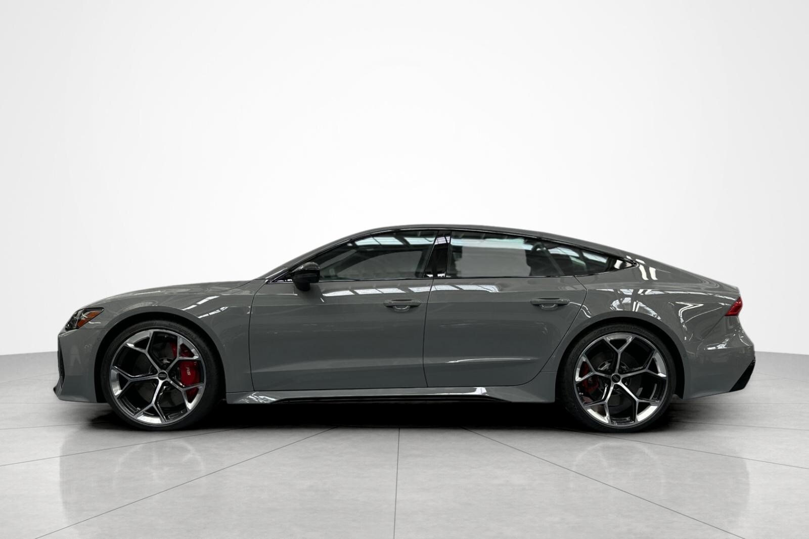 2025 Audi RS 7 Performance photo 3
