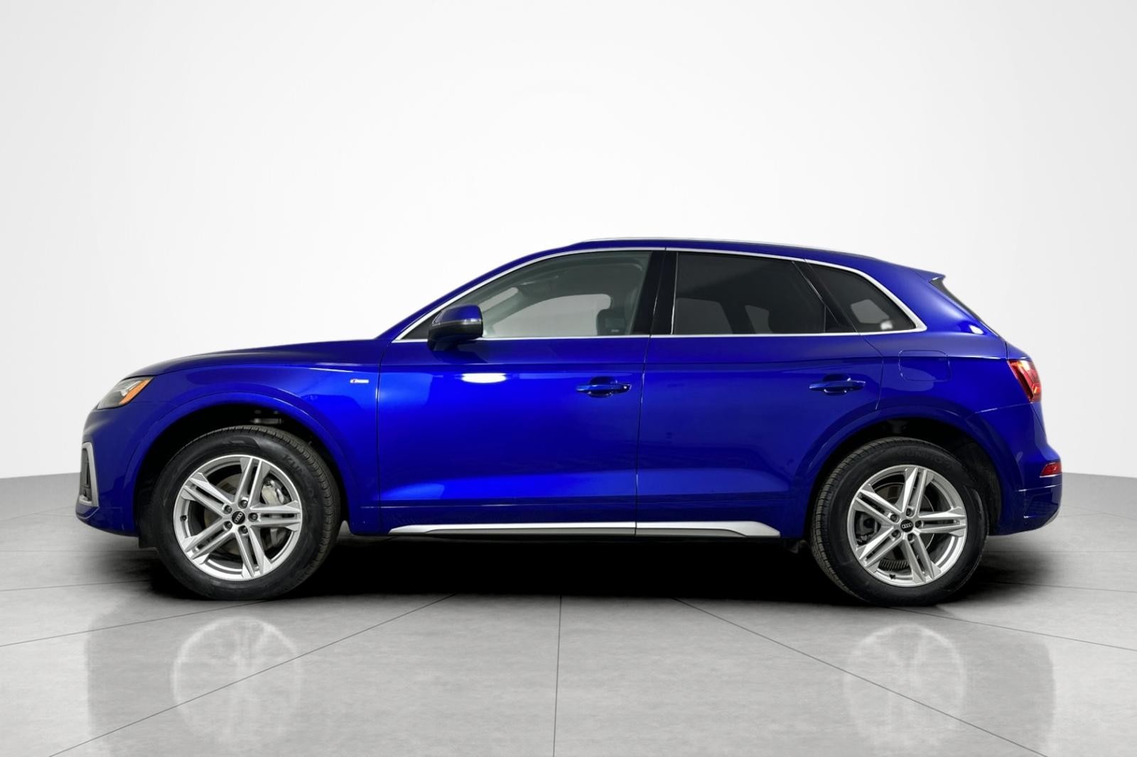 Used 2022 Audi Q5 Premium with VIN WA1G2AFY7N2081774 for sale in Beverly Hills, CA