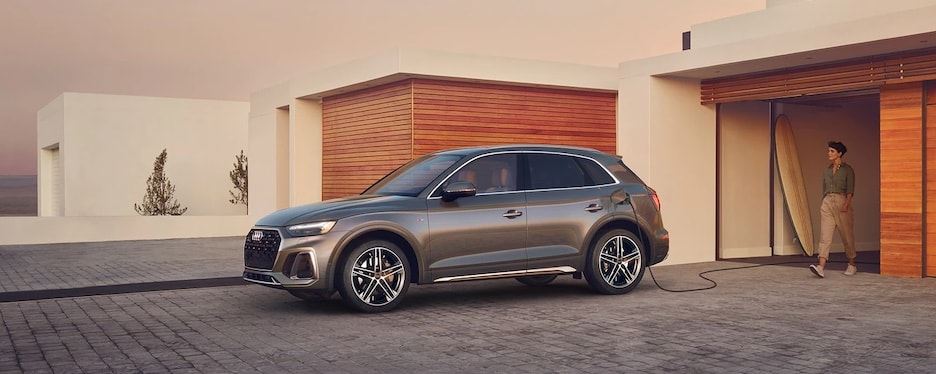 Audi Q5 driving on a highway