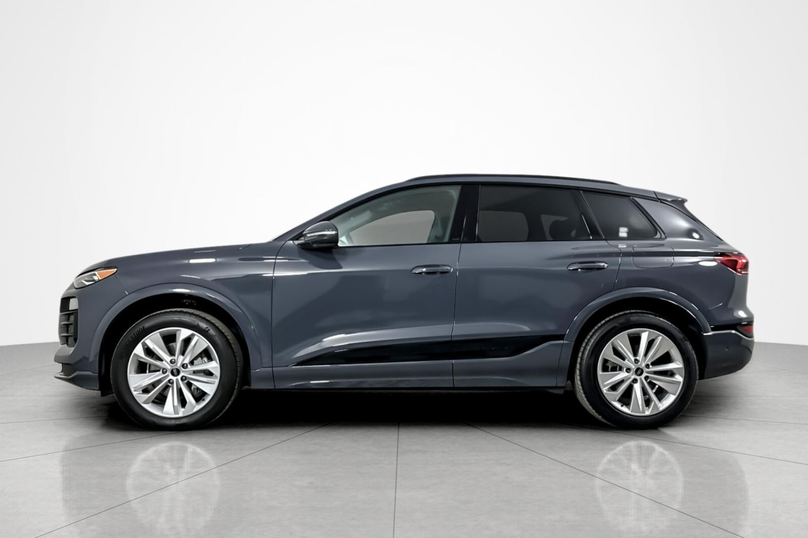 2025 Audi Q6 E-tron Premium photo 2