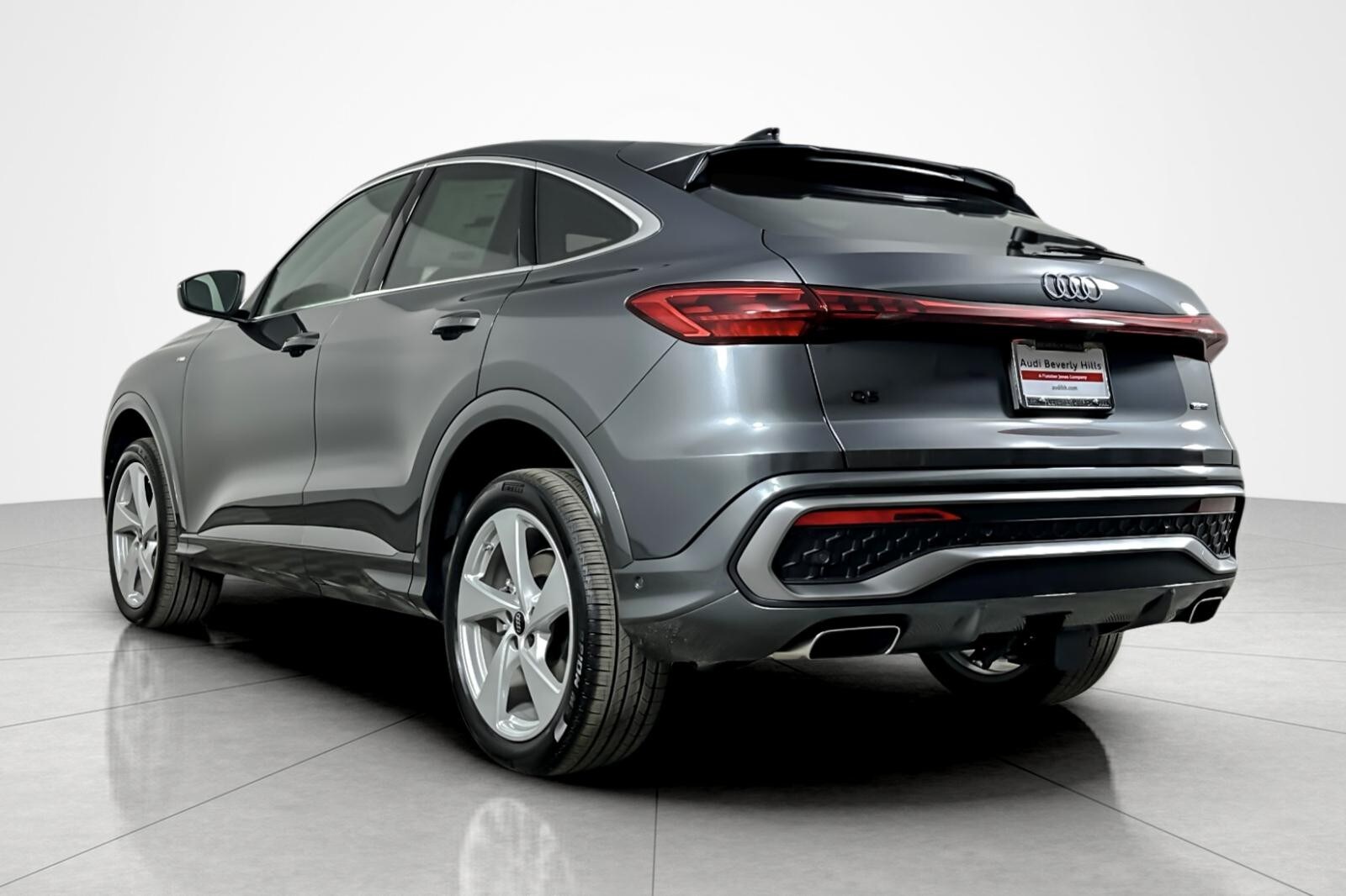 2025 Audi Q5 Sportback Premium Plus TFSI photo 4