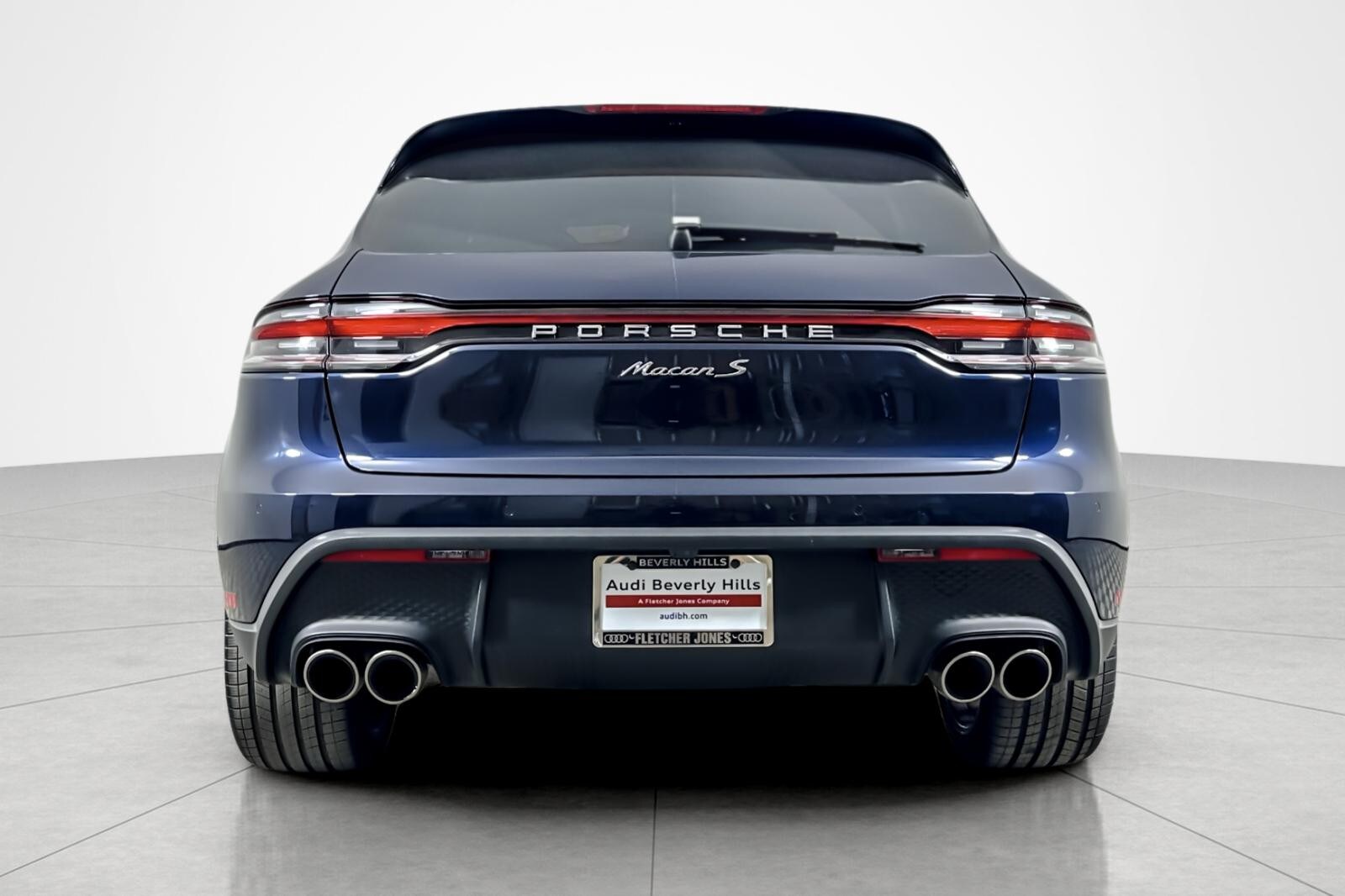 2022 Porsche Macan S photo 4