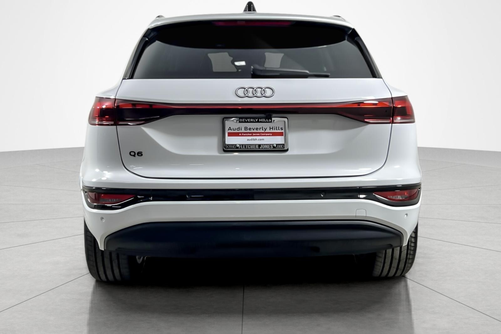 2025 Audi Q6 E-tron Premium photo 4