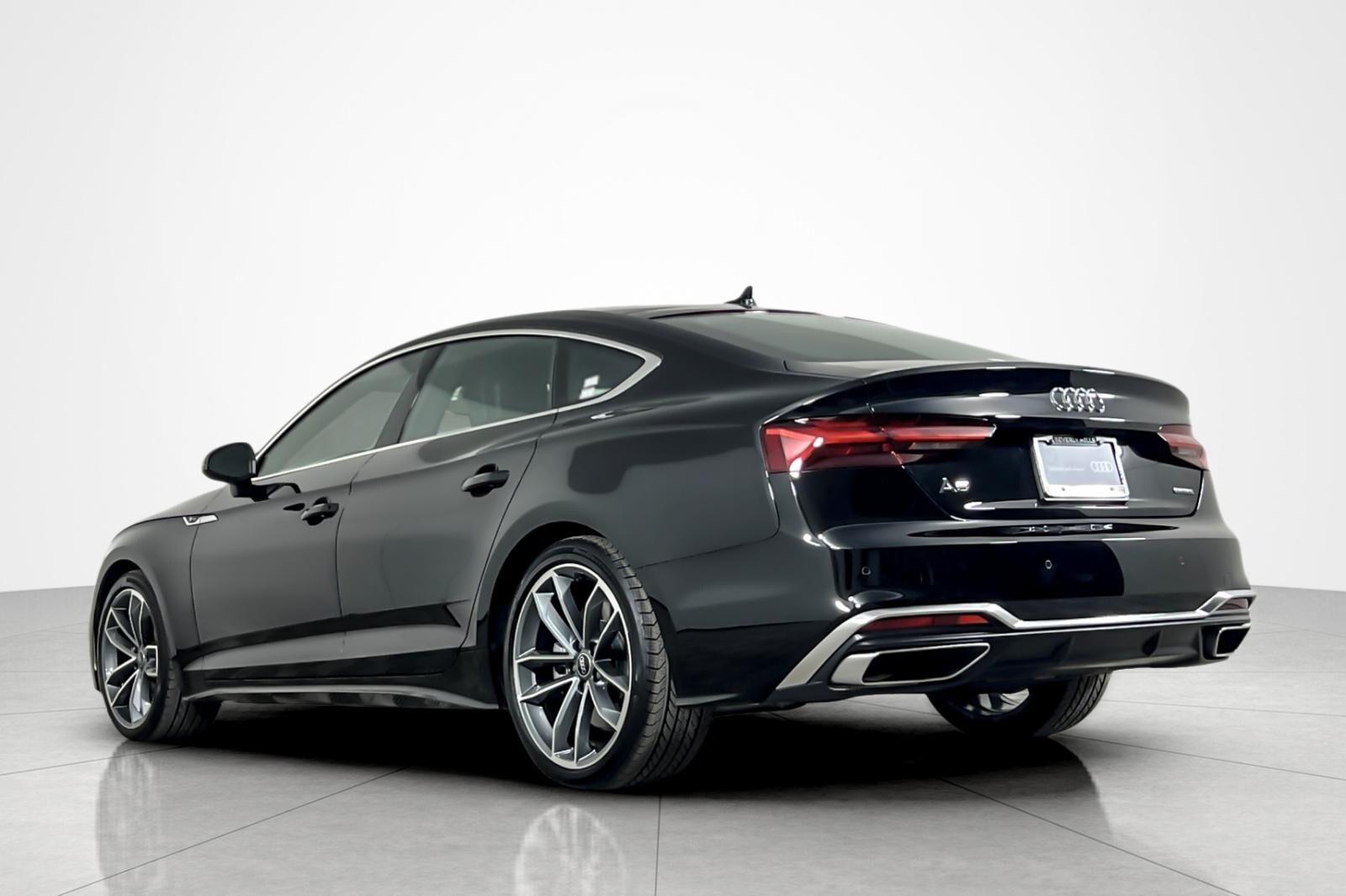 2024 Audi A5 S line Premium Plus 45 TFSI Quattro photo 3