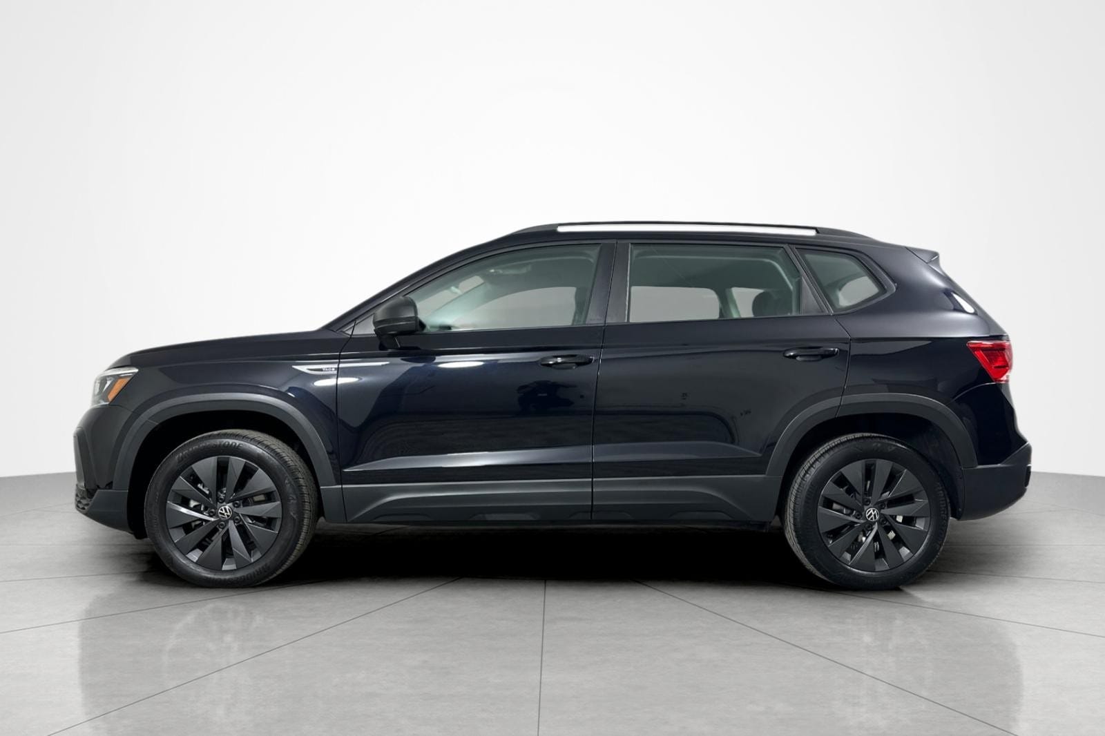 Used 2022 Volkswagen Taos S with VIN 3VVCX7B29NM008829 for sale in Beverly Hills, CA