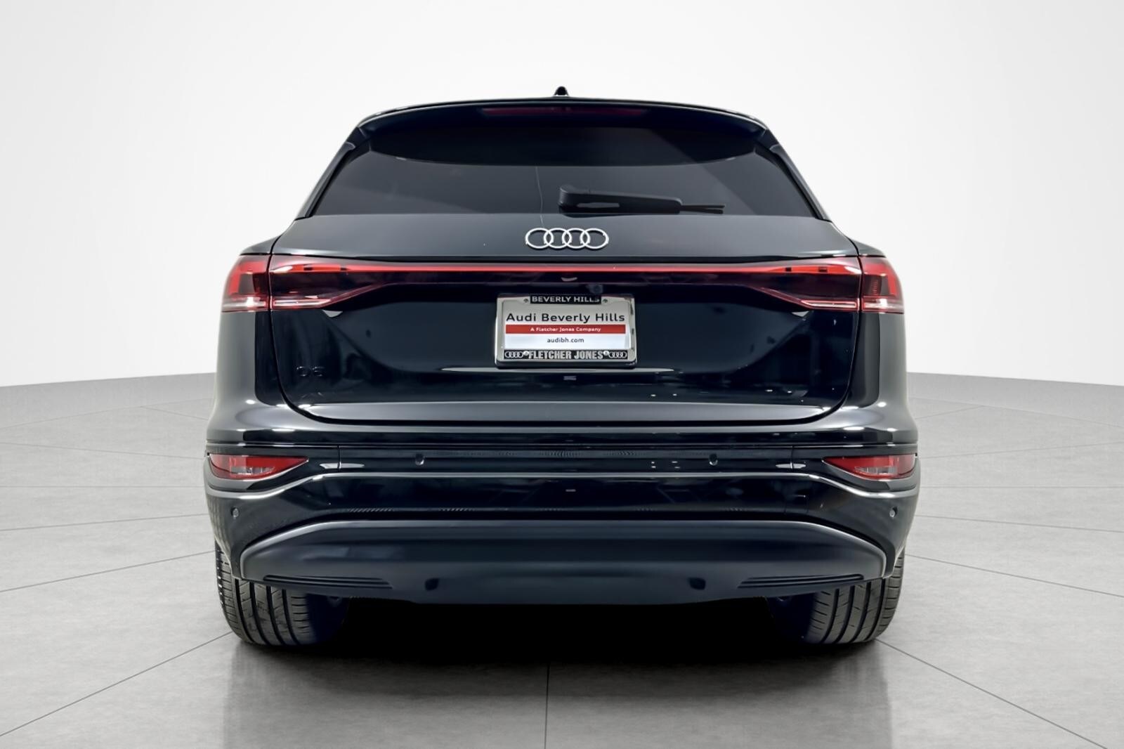 2025 Audi Q6 E-tron Premium photo 4