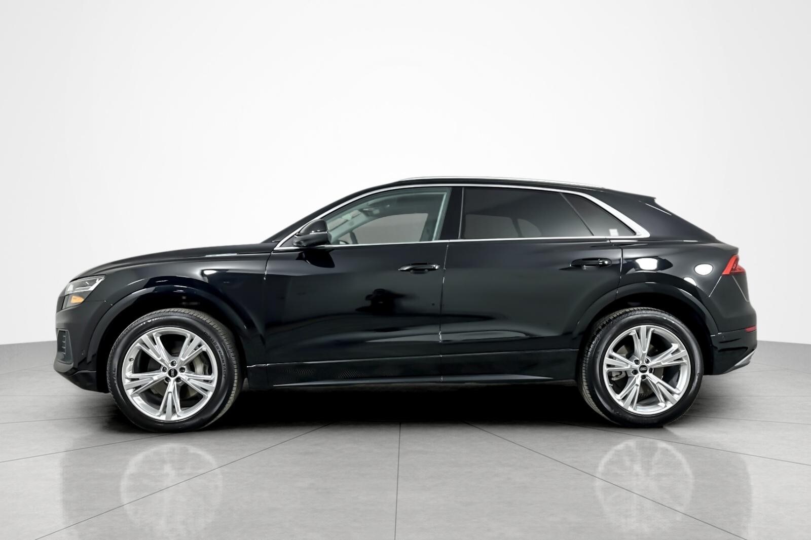 2022 Audi Q8 Premium Plus 55 photo 2