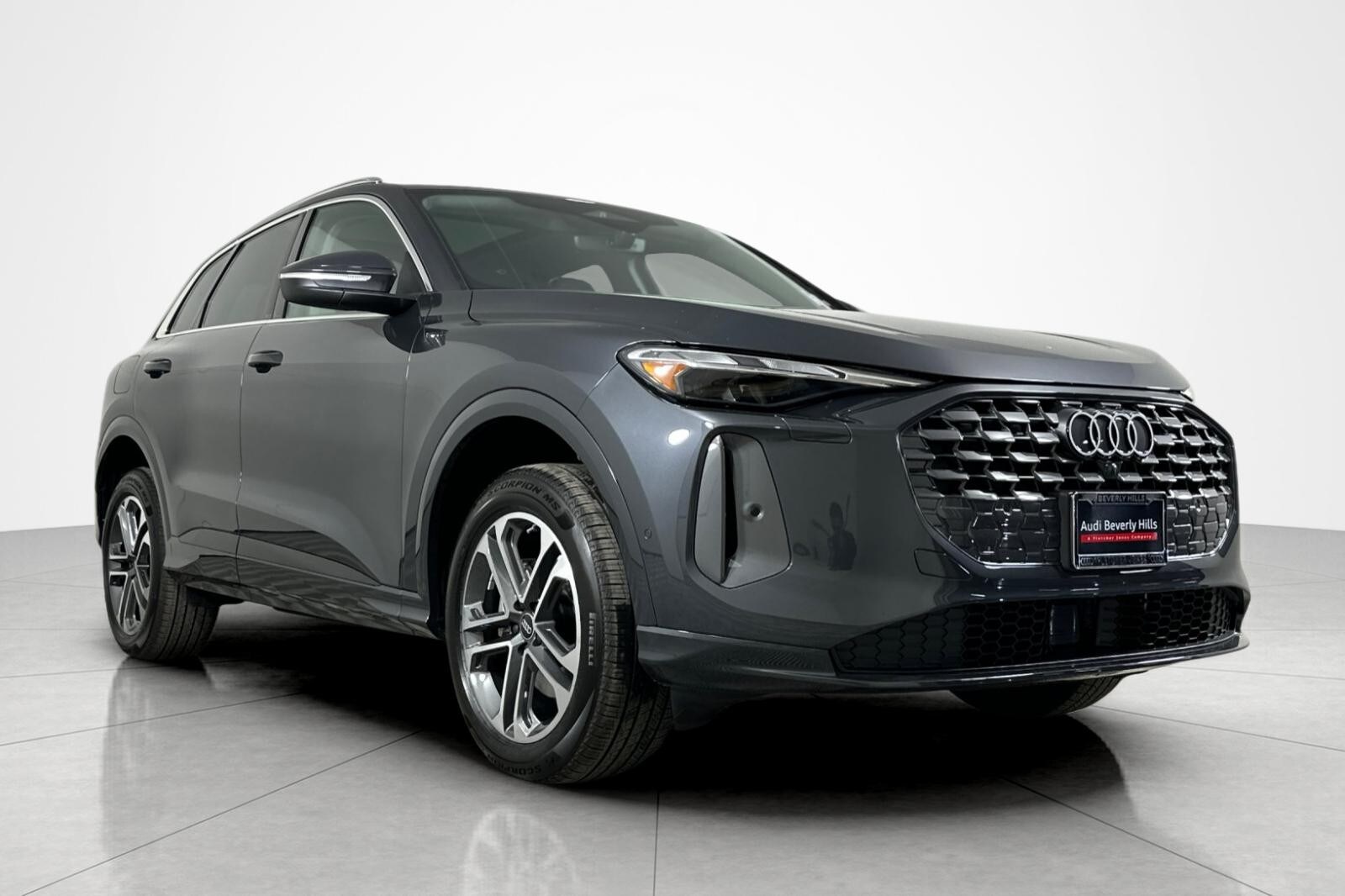 2025 Audi Q5 2.0T Premium photo 2