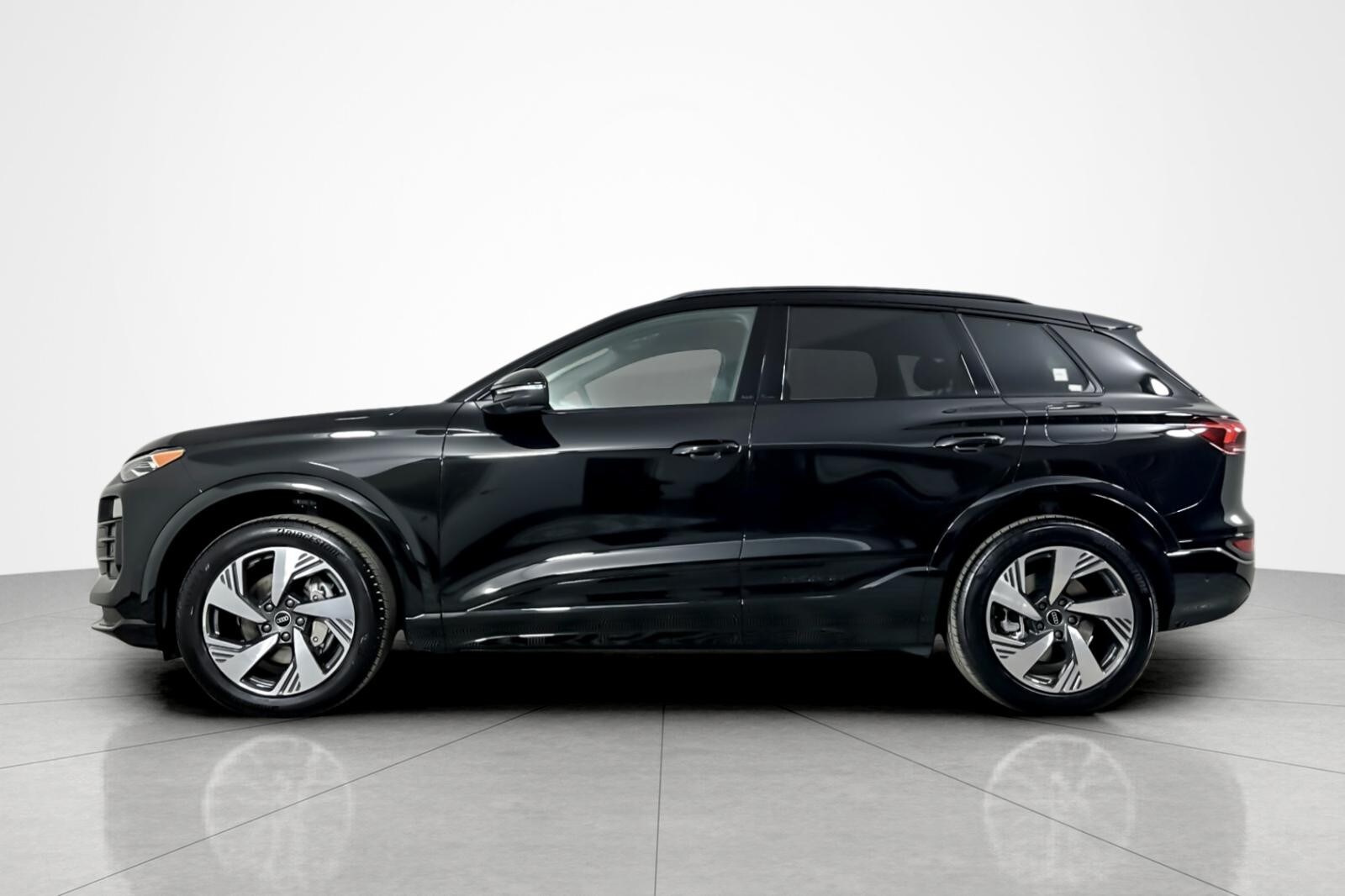 2025 Audi Q6 E-tron Premium photo 2