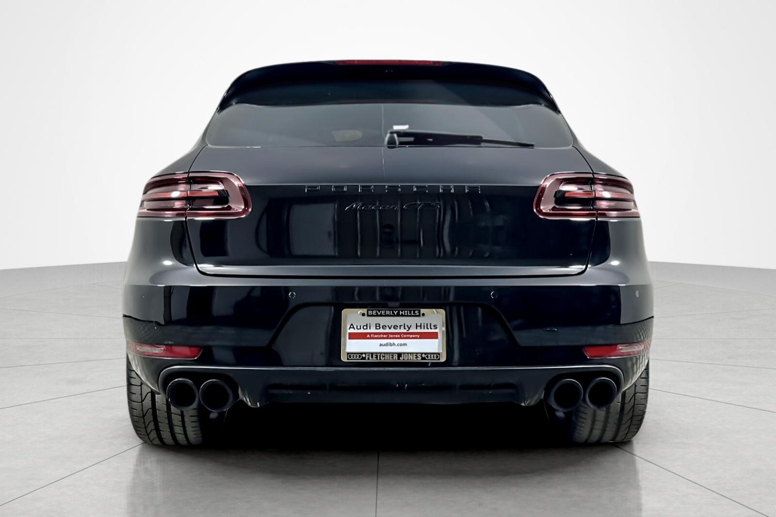 2018 Porsche Macan GTS photo 2