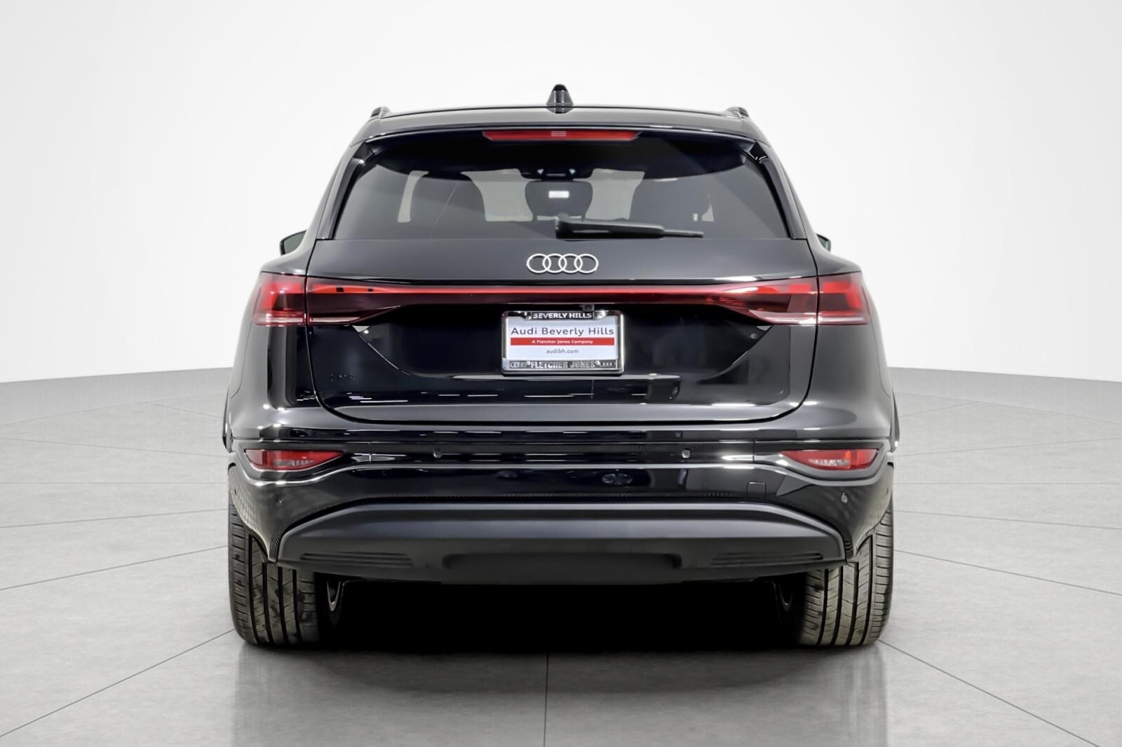2025 Audi Q6 E-tron Premium photo 4