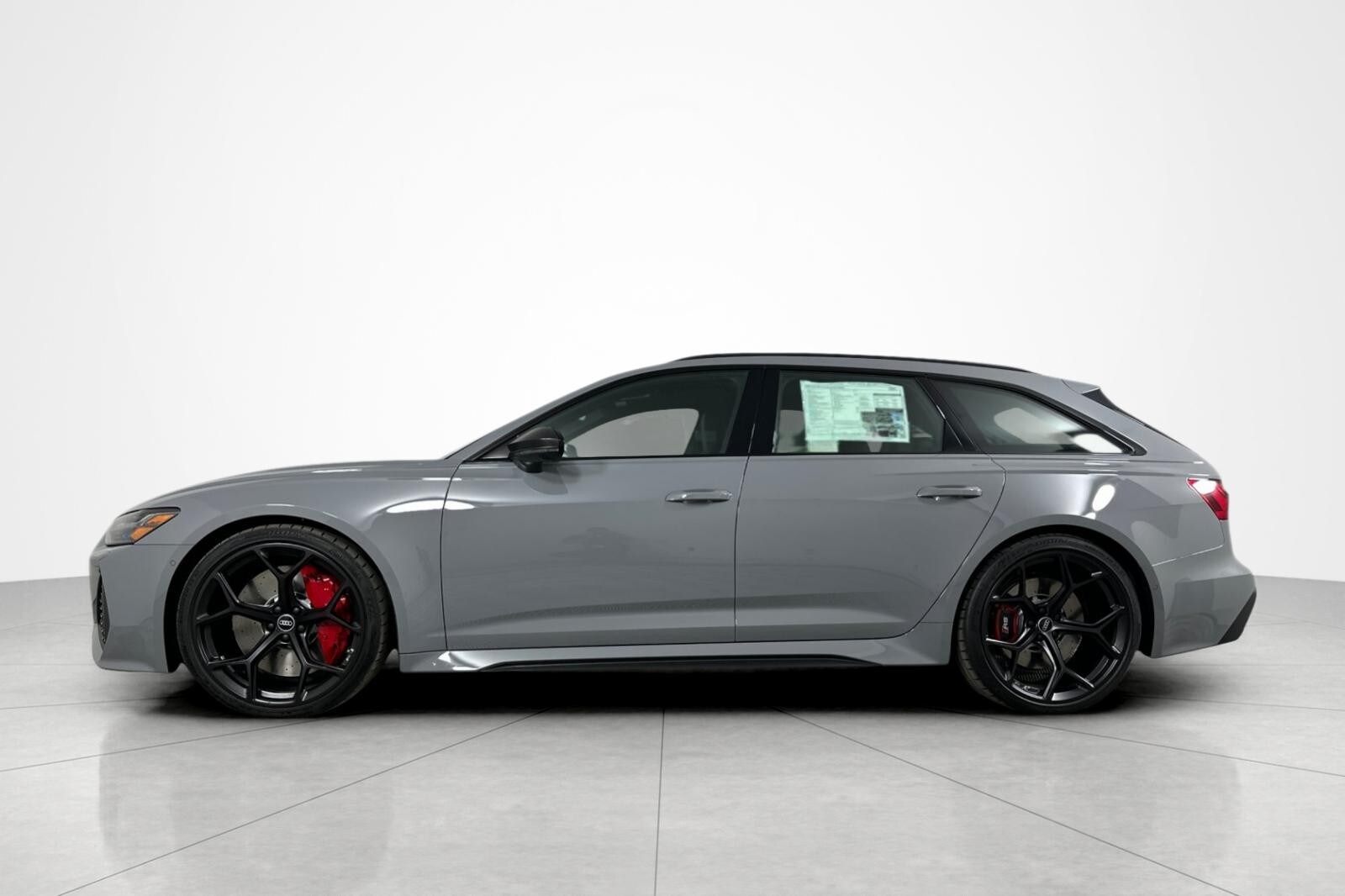 2025 Audi RS 6 Avant Performance Base photo 3
