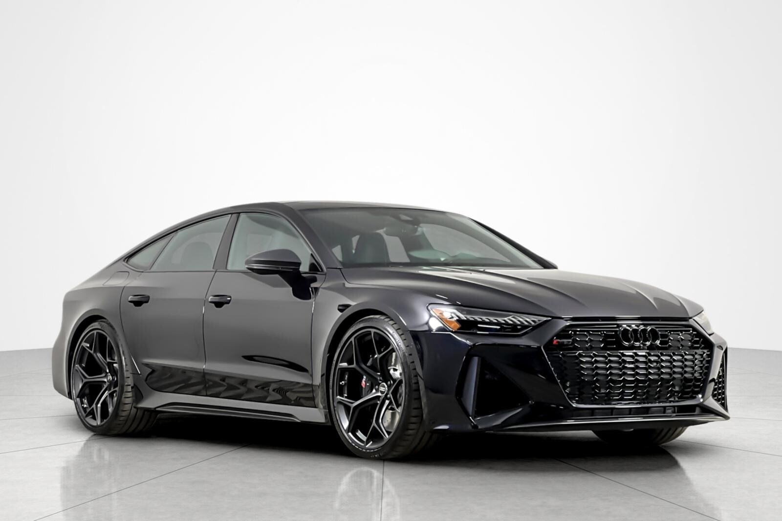 2025 Audi RS 7 Performance Base photo 2
