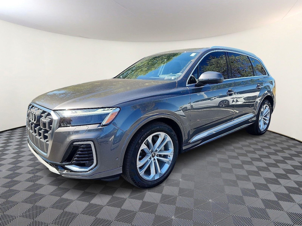 Used 2025 Audi Q7 Prestige SUV