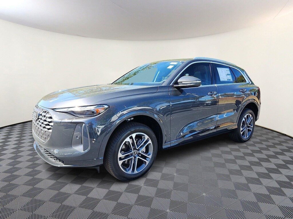 New 2025 Audi Q5 Premium SUV