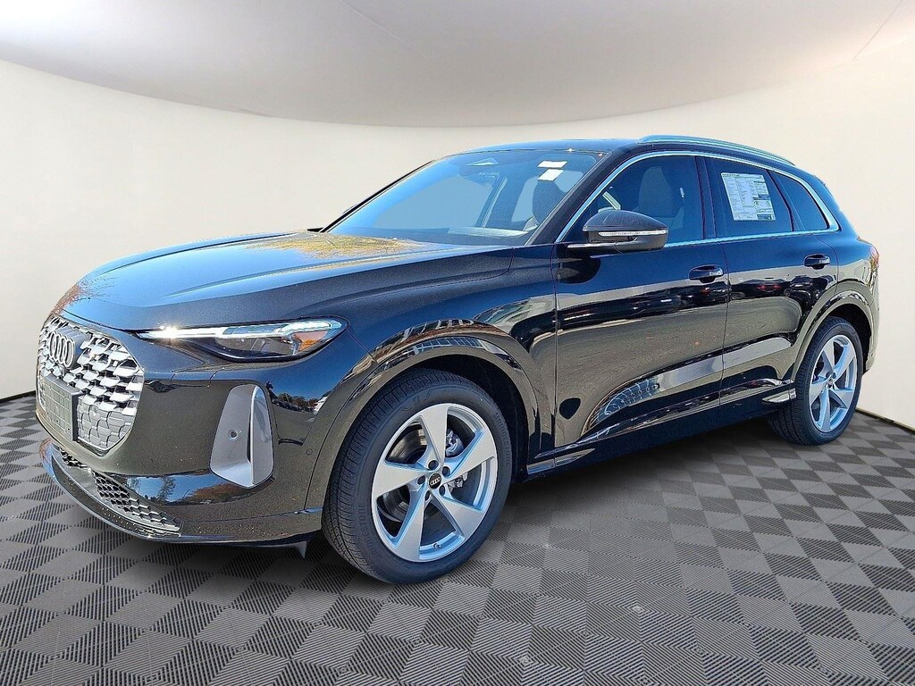 New 2025 Audi Q5 Prestige SUV
