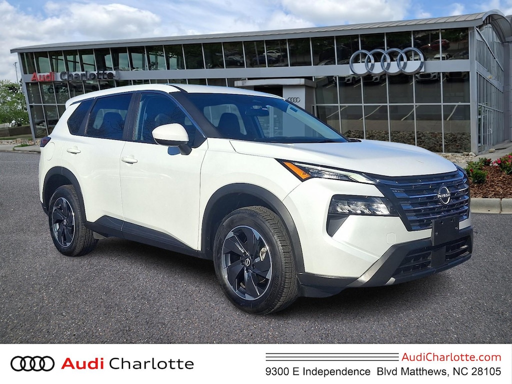 Used 2024 Nissan Rogue SV SUV