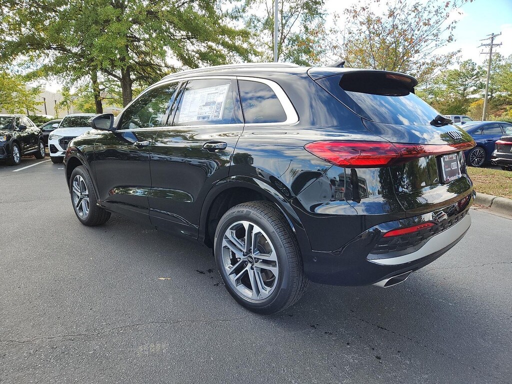 New 2025 Audi Q5 Premium SUV