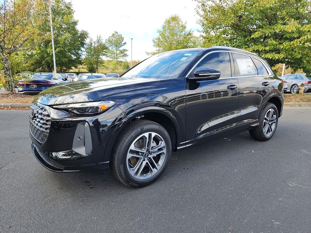 New 2025 Audi Q5 Premium SUV