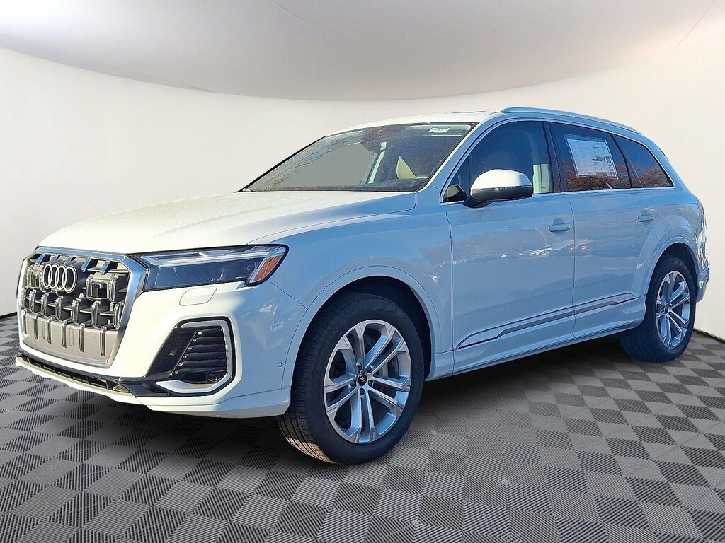 New 2025 Audi Q7 Premium Plus SUV