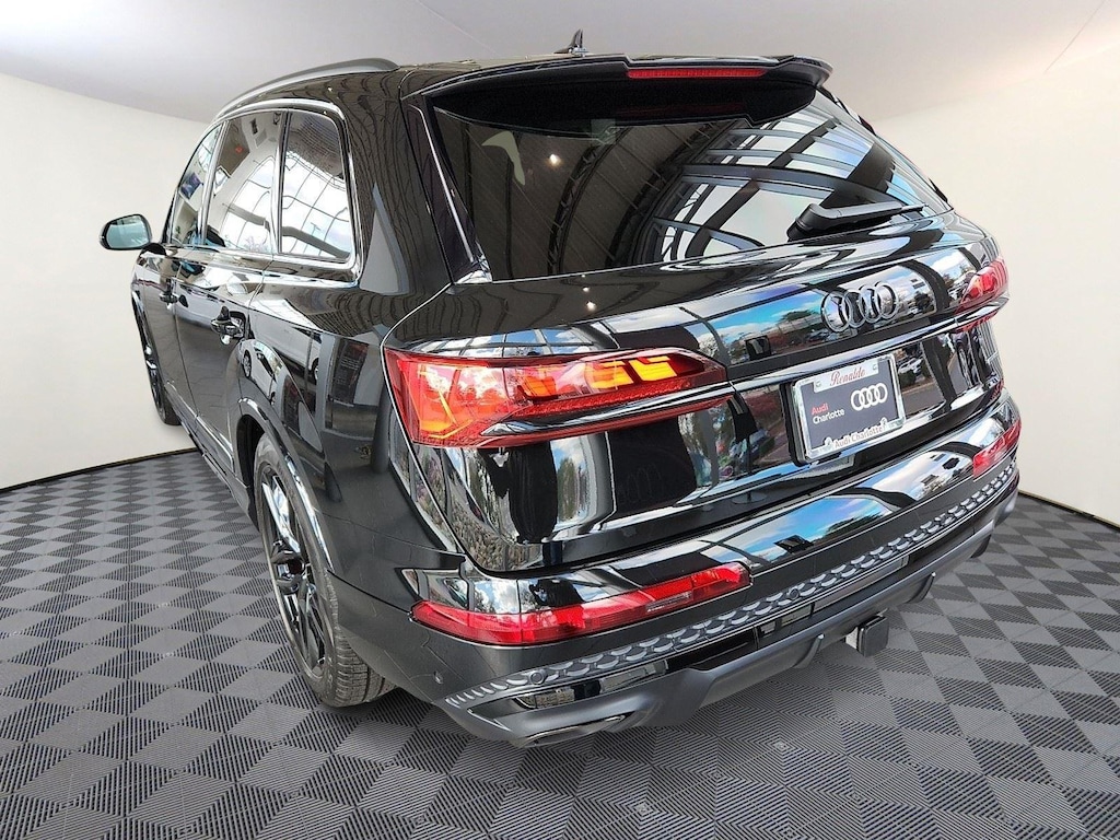 New 2026 Audi Q7 Prestige SUV