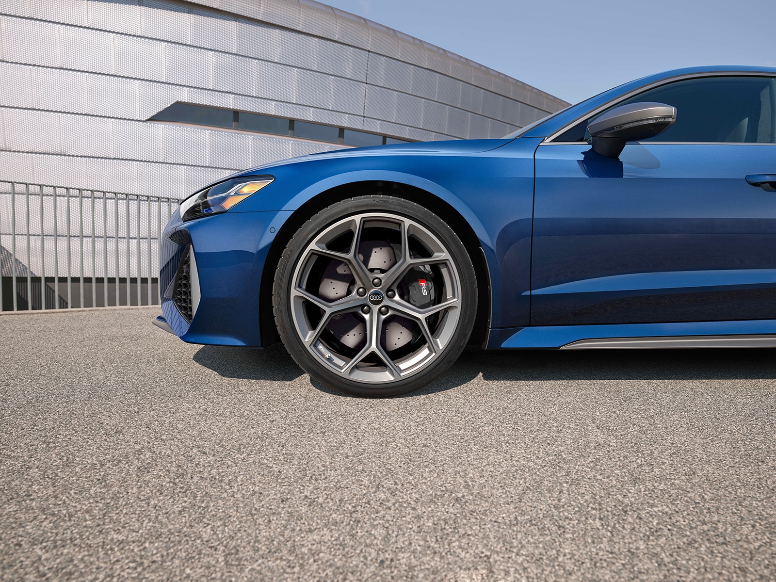 MY25_-_RS_7_performance_-_Wheel_-_Detail_-_Parked_-_4358__1_.jpg