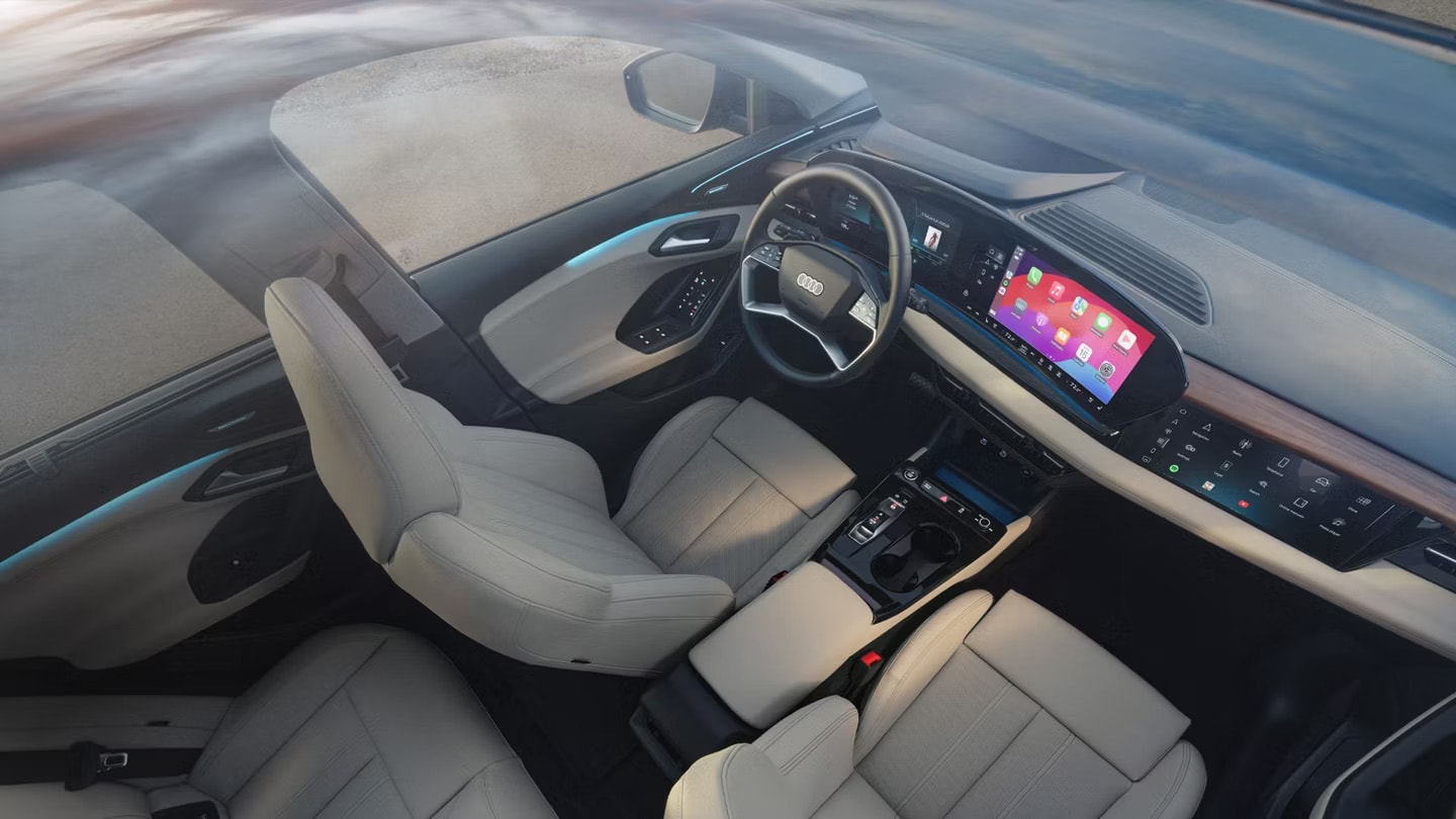 2025_Audi_Q6_e-tron_-_H2_Interior_Lighting_and_Seating_Image.jpeg
