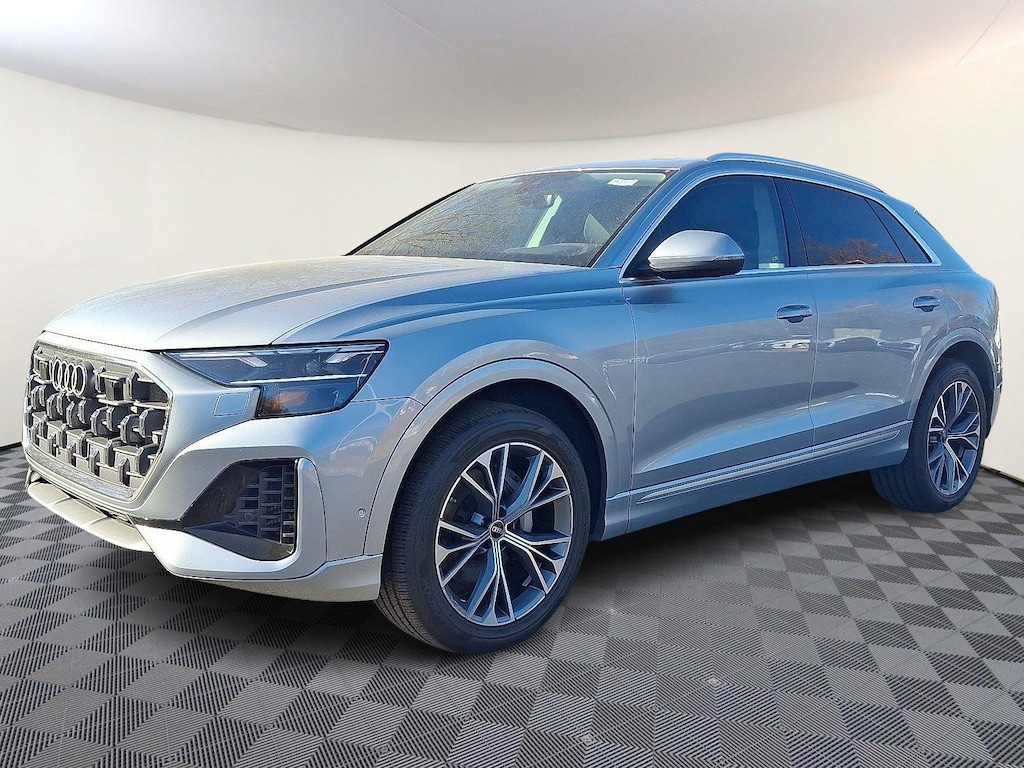 New 2025 Audi Q8 Premium SUV