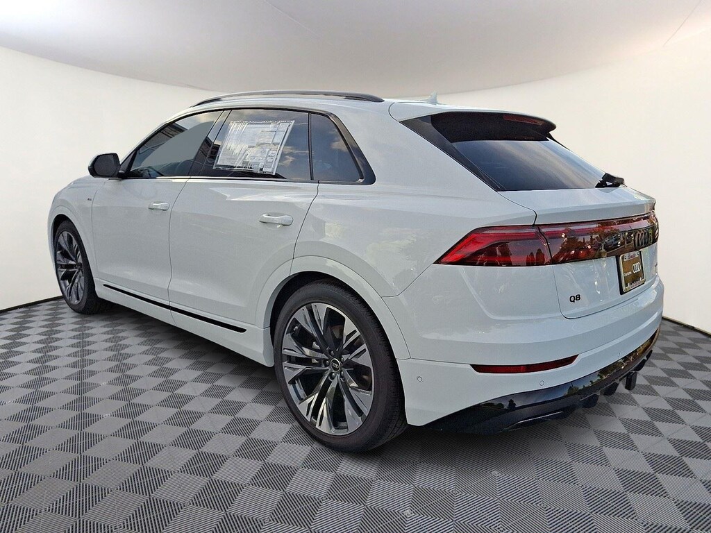 New 2025 Audi Q8 Premium Plus SUV