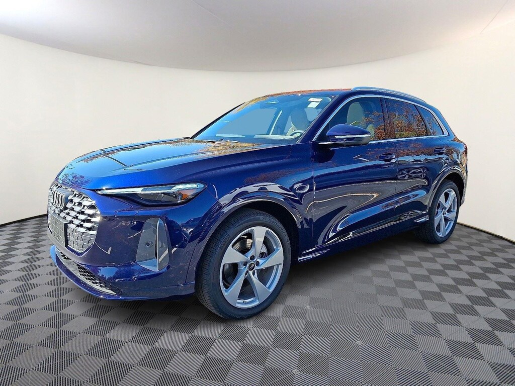 New 2025 Audi Q5 Prestige SUV