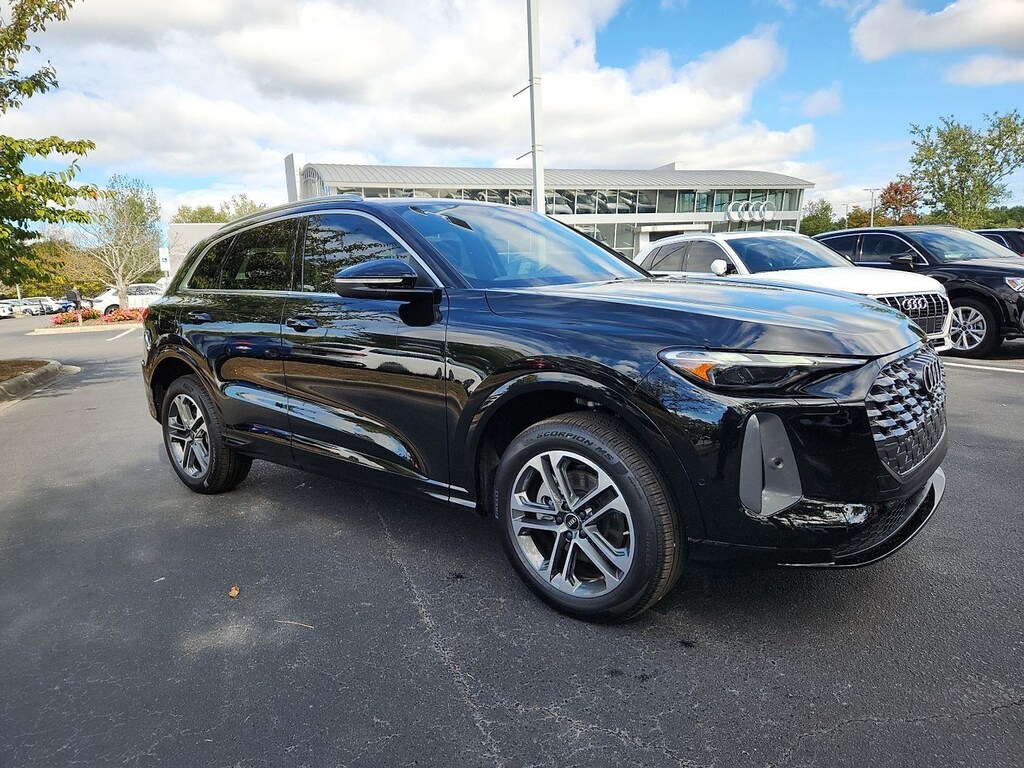New 2025 Audi Q5 Premium SUV